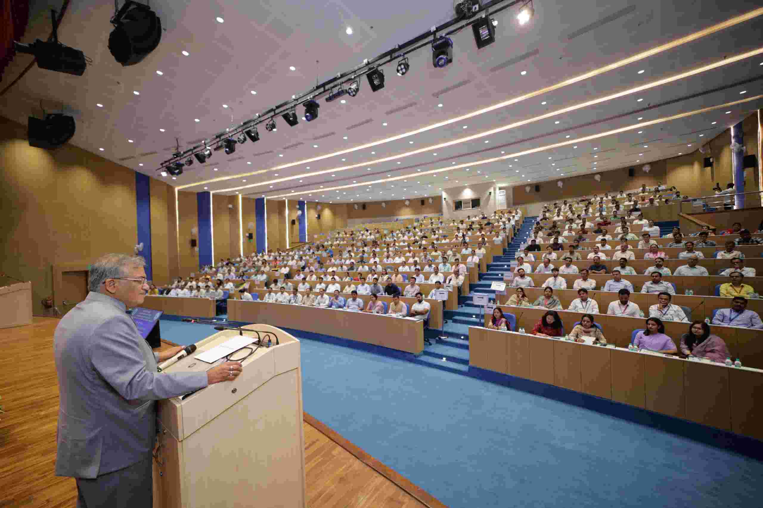 On the initiative of Election Commission, training of 70 BLOs of Uttarakhand is going on in Delhi