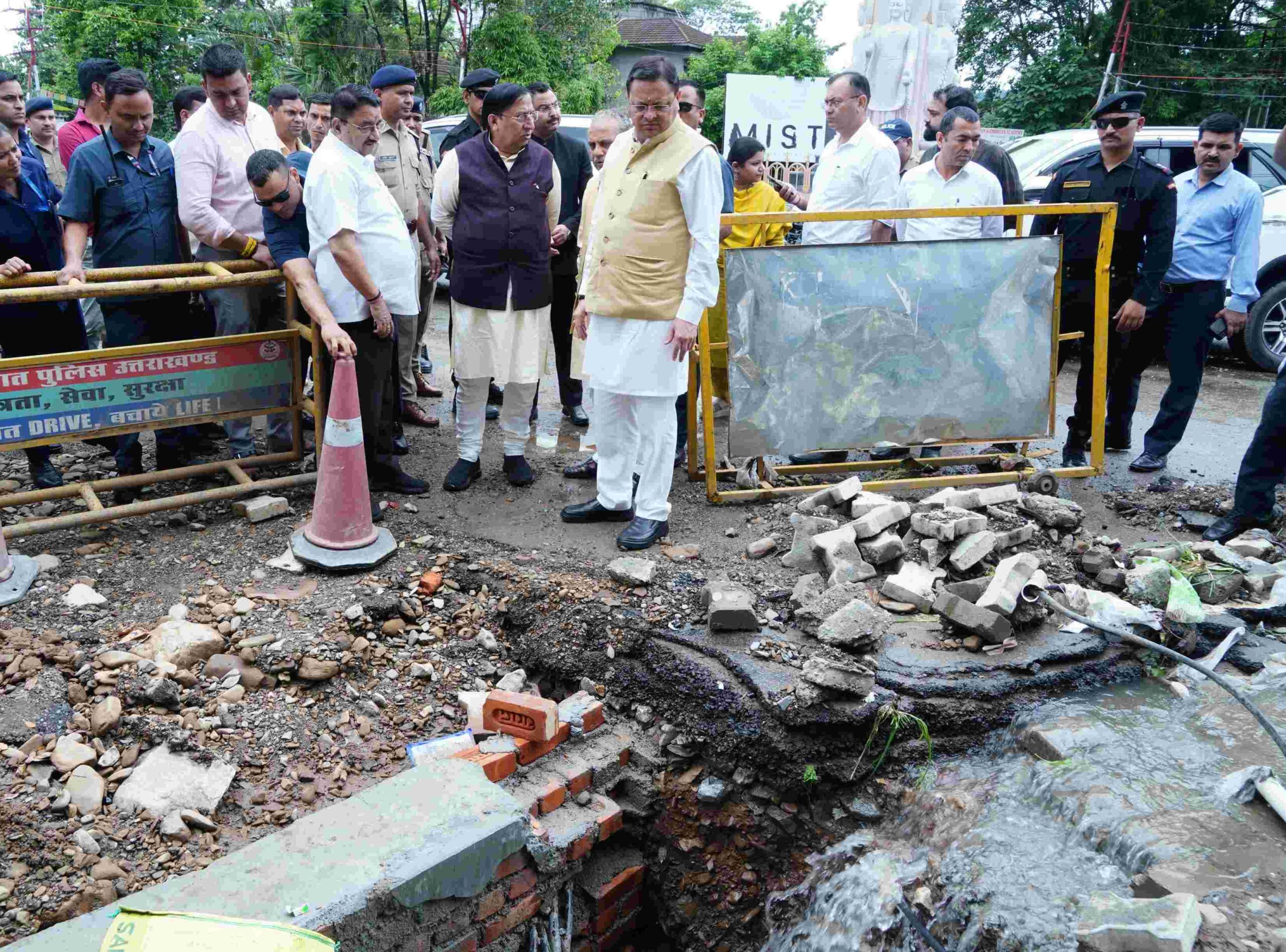Chief Minister inspected the areas affected by heavy rains in Raipur region